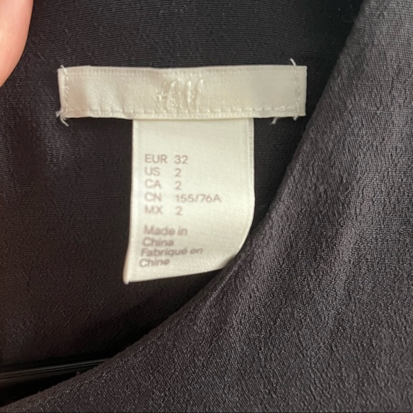 EUC Gray Sparkly Straight Mini Dress - Picture 6 of 6